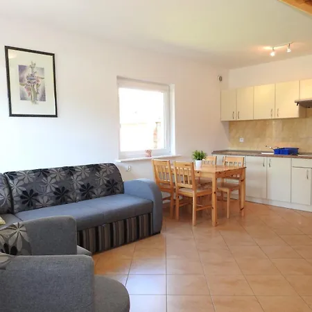 Elizabeth - Letniskowe & Studia Lodge
