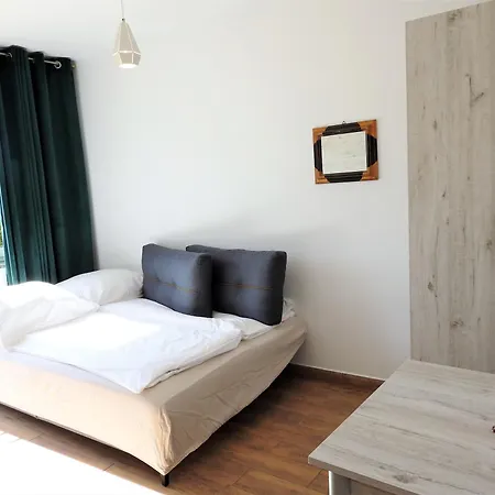 Elizabeth - Letniskowe & Studia Lodge