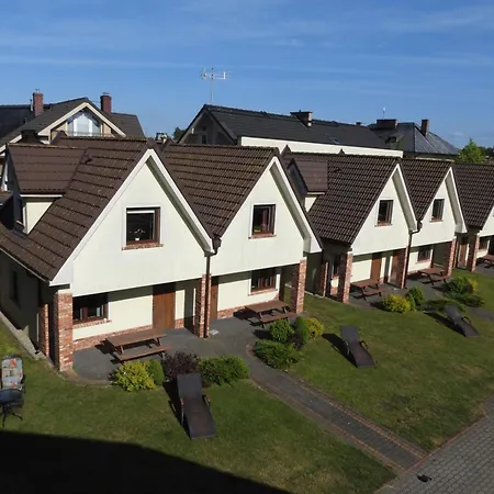 Orman Evi Elizabeth - Letniskowe & Studia *