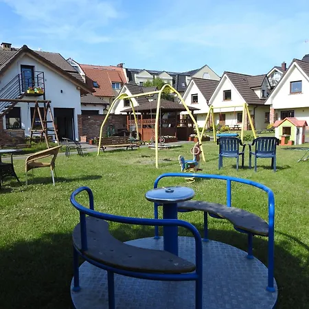 Elizabeth - Letniskowe & Studia * Łeba