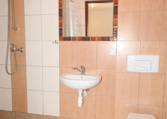 Elizabeth - Letniskowe & Studia Alojamento de Turismo Selvagem Łeba